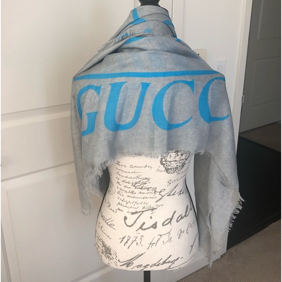 Gucci silk modal shawl NWT - Picture 4 of 9